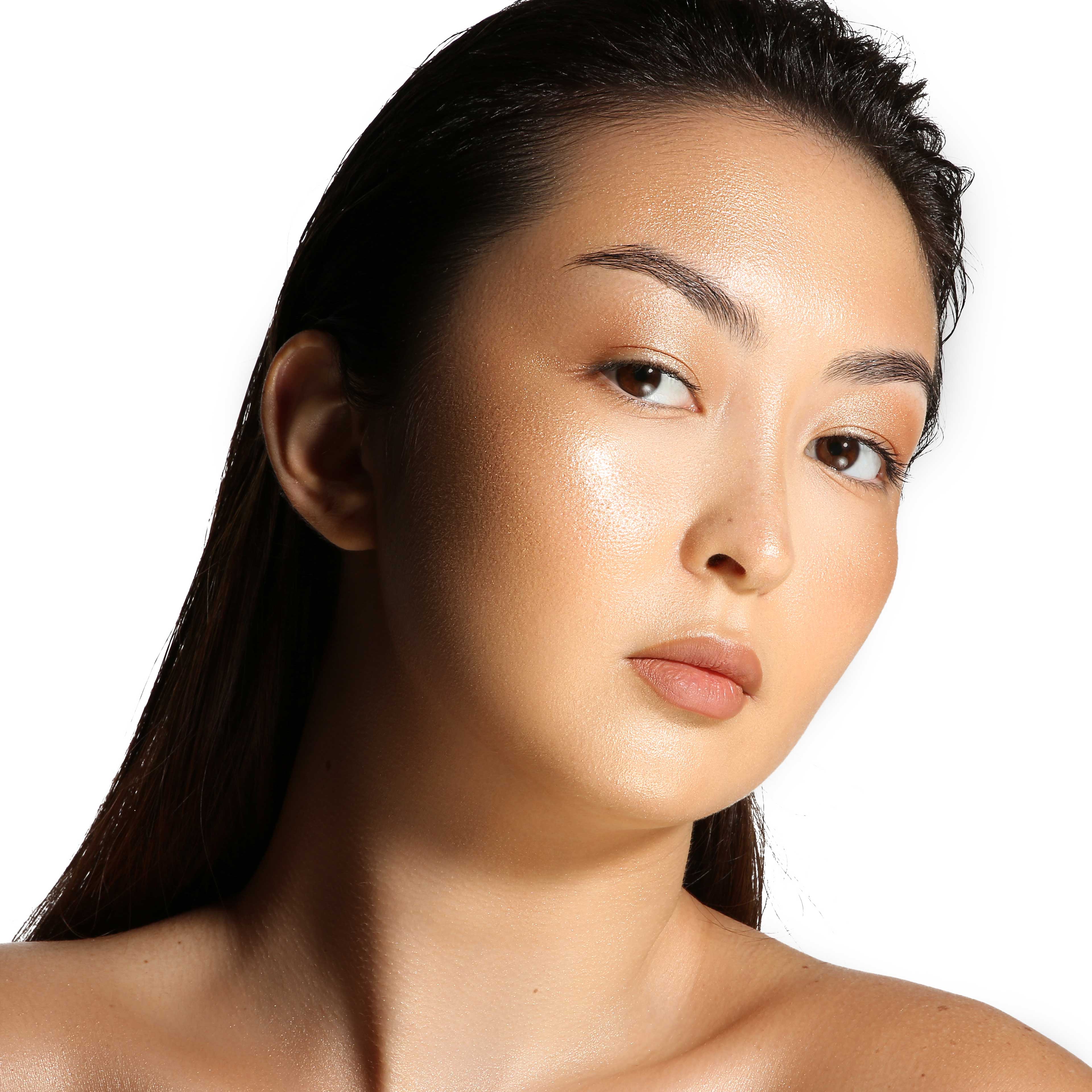 GLIMMER GLOW HIGHLIGHTER - Pearly Shimmer