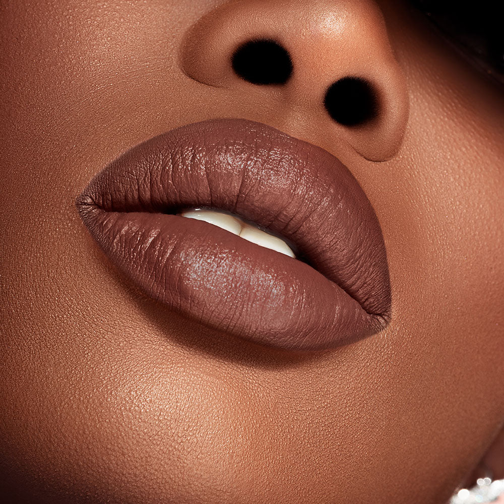 SK WOMEN 410 EMMA LIPSTICK: bold colors, intense pigment, luminous shine, matte finish, velvet, no feathering, no caking, no sticking