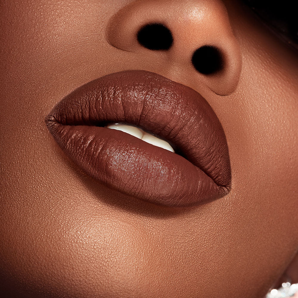 SK WOMEN 418 MIA LIPSTICK: bold colors, intense pigment, luminous shine, matte finish, velvet, no feathering, no caking, no sticking