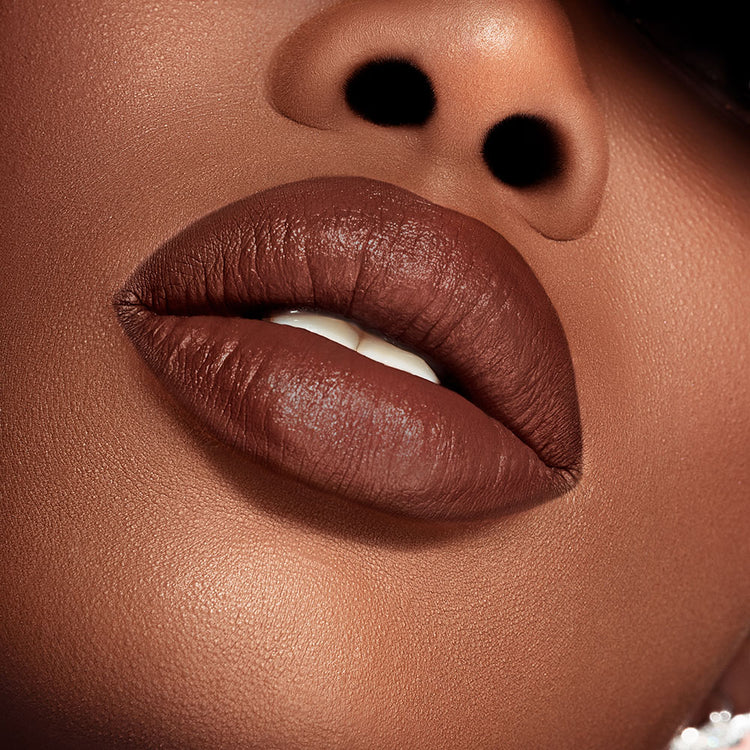 SK WOMEN 418 MIA LIPSTICK: bold colors, intense pigment, luminous shine, matte finish, velvet, no feathering, no caking, no sticking