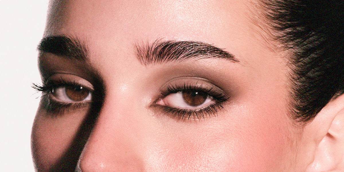 The Soft Smoky Eye: A Modern Alternative to the Classic Black Smokey Eye