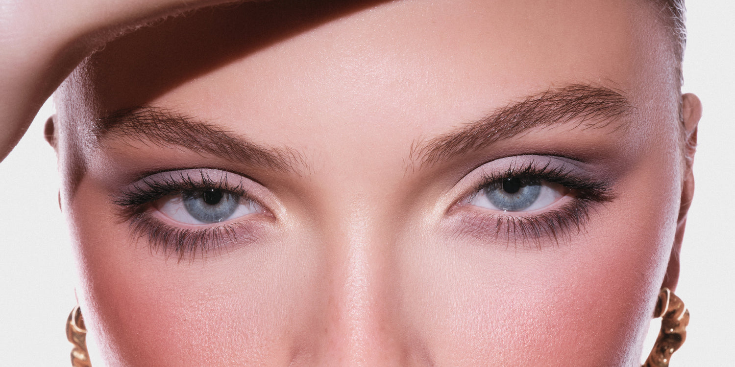 Why Your Makeup Looks Different in Photos and in Real Life