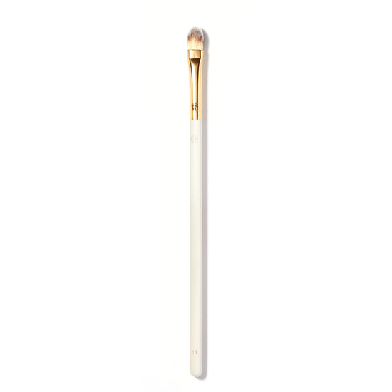 CONCEALER BRUSH 18