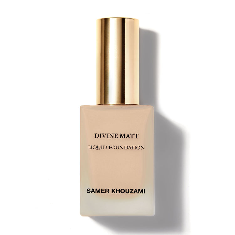 DIVINE MATT LIQUID FOUNDATION SK-25: Full Coverage, Blendable, Precise Application, Buildable Coverage, Contouring, Shade Matching, Flawless Finish, Professional Makeup, Long-lasting, Smooth Texture, Matte Finish