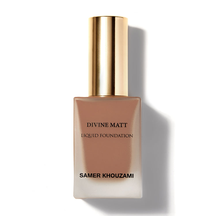 DIVINE MATT LIQUID FOUNDATION SK-47: Full Coverage, Blendable, Precise Application, Buildable Coverage, Contouring, Shade Matching, Flawless Finish, Professional Makeup, Long-lasting, Smooth Texture, Matte Finish