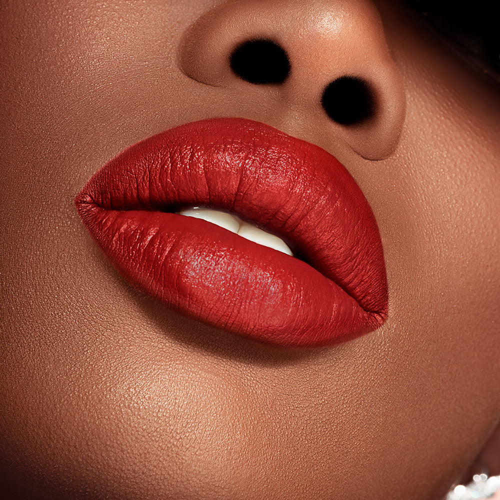 SK WOMEN 414 SOPHIA LIPSTICK: bold colors, intense pigment, luminous shine, matte finish, velvet, no feathering, no caking, no sticking