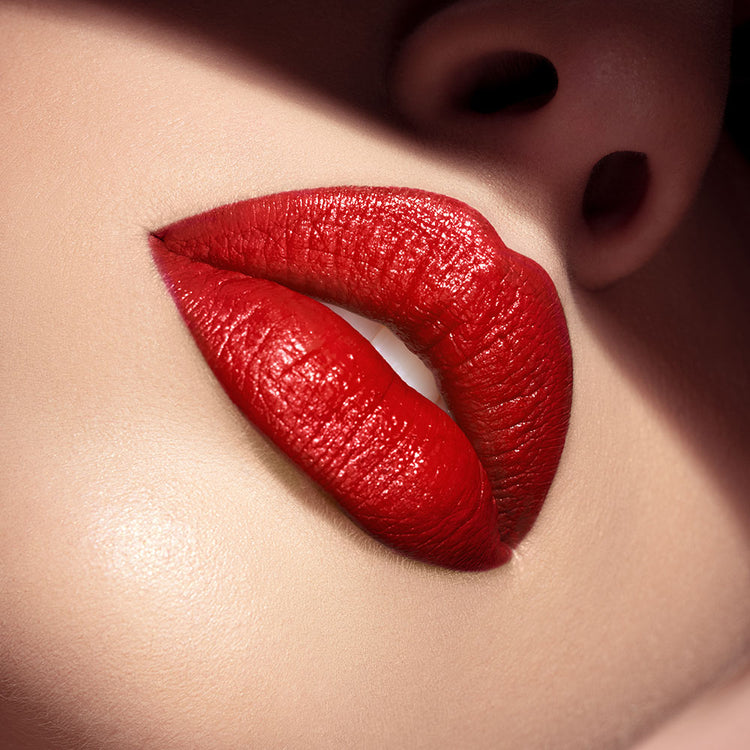 SK WOMEN 414 SOPHIA LIPSTICK: bold colors, intense pigment, luminous shine, matte finish, velvet, no feathering, no caking, no sticking