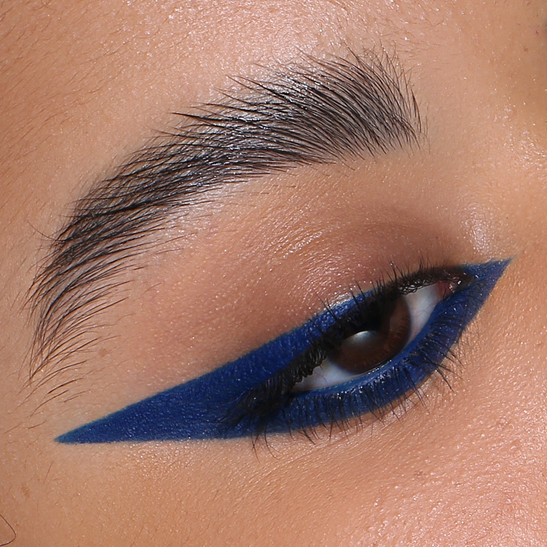 DIVINE KAJAL WATERPROOF EYE PENCIL AZURE-MATT