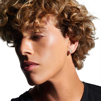 DIVINE MATT LIQUID FOUNDATION SK-36: Full Coverage, Blendable, Precise Application, Buildable Coverage, Contouring, Shade Matching, Flawless Finish, Professional Makeup, Long-lasting, Smooth Texture, Matte Finish