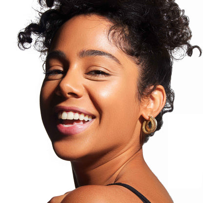 DIVINE MATT LIQUID FOUNDATION SK-52: Full Coverage, Blendable, Precise Application, Buildable Coverage, Contouring, Shade Matching, Flawless Finish, Professional Makeup, Long-lasting, Smooth Texture, Matte Finish