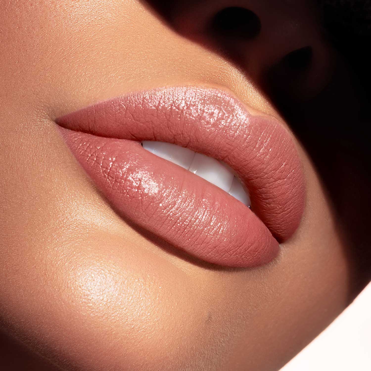 SK WOMEN 407 ALICE LIPSTICK: bold colors, intense pigment, luminous shine, matte finish, velvet, no feathering, no caking, no sticking